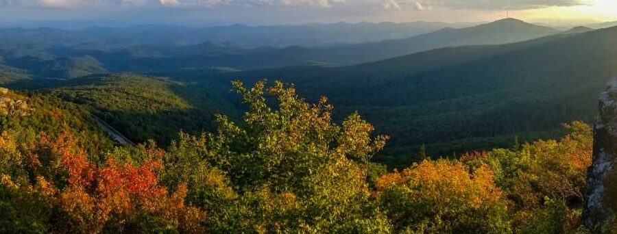 Blue Ridge Mountain landscape in fall.